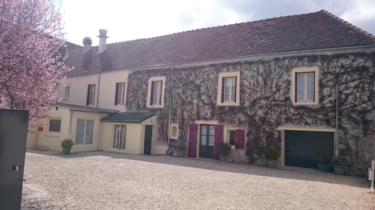 Logis - Hotel Restaurant Les Tilleuls Saint-Florentin  Exterior photo